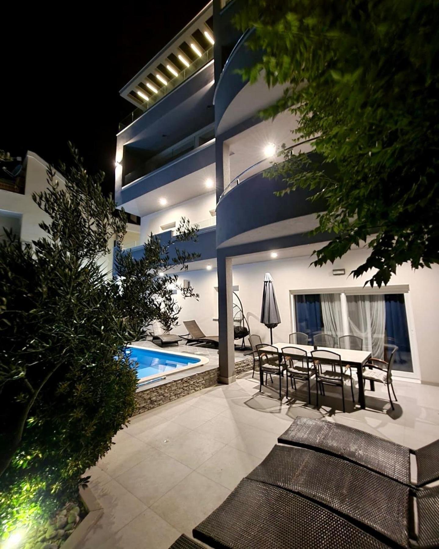 Villa Ilija Макарска Екстериор снимка